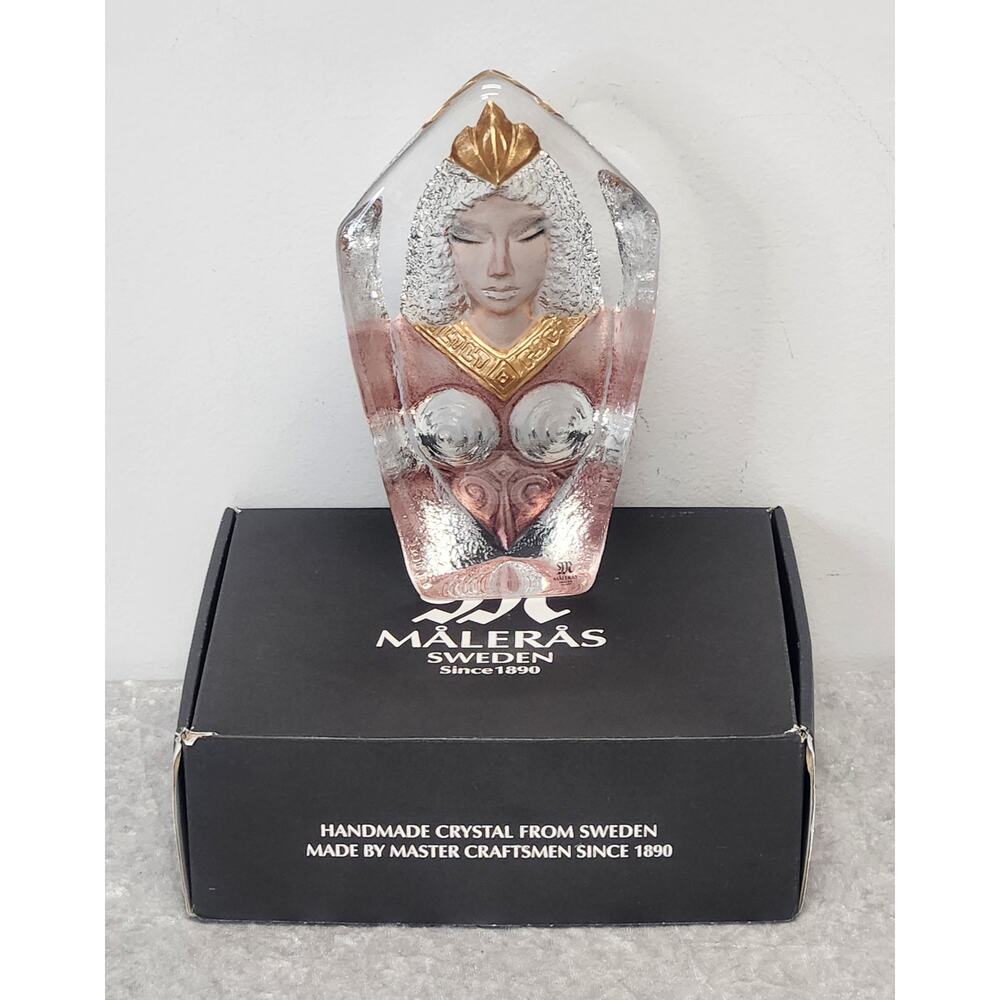 NIB Målerås Sweden Freja Crystal Sculpture Designed by Mats Jonasson